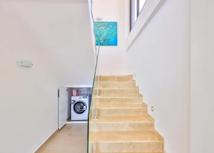 Villa Elit Vista - *